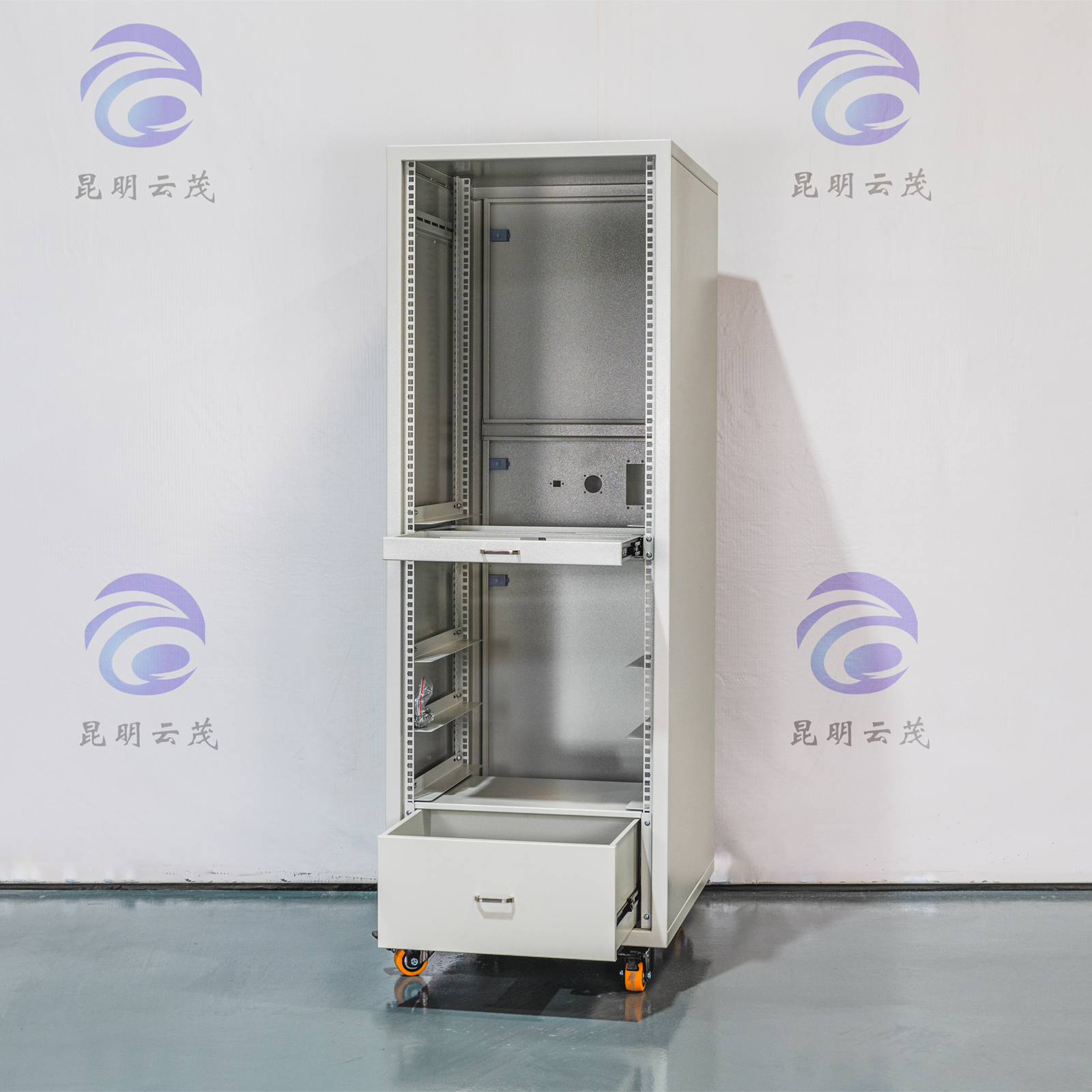 設備機柜2