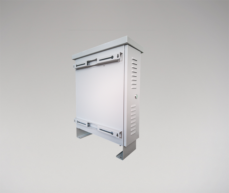 UPS機(jī)箱4